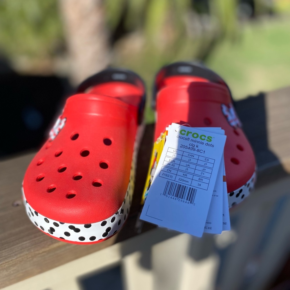 Crocs